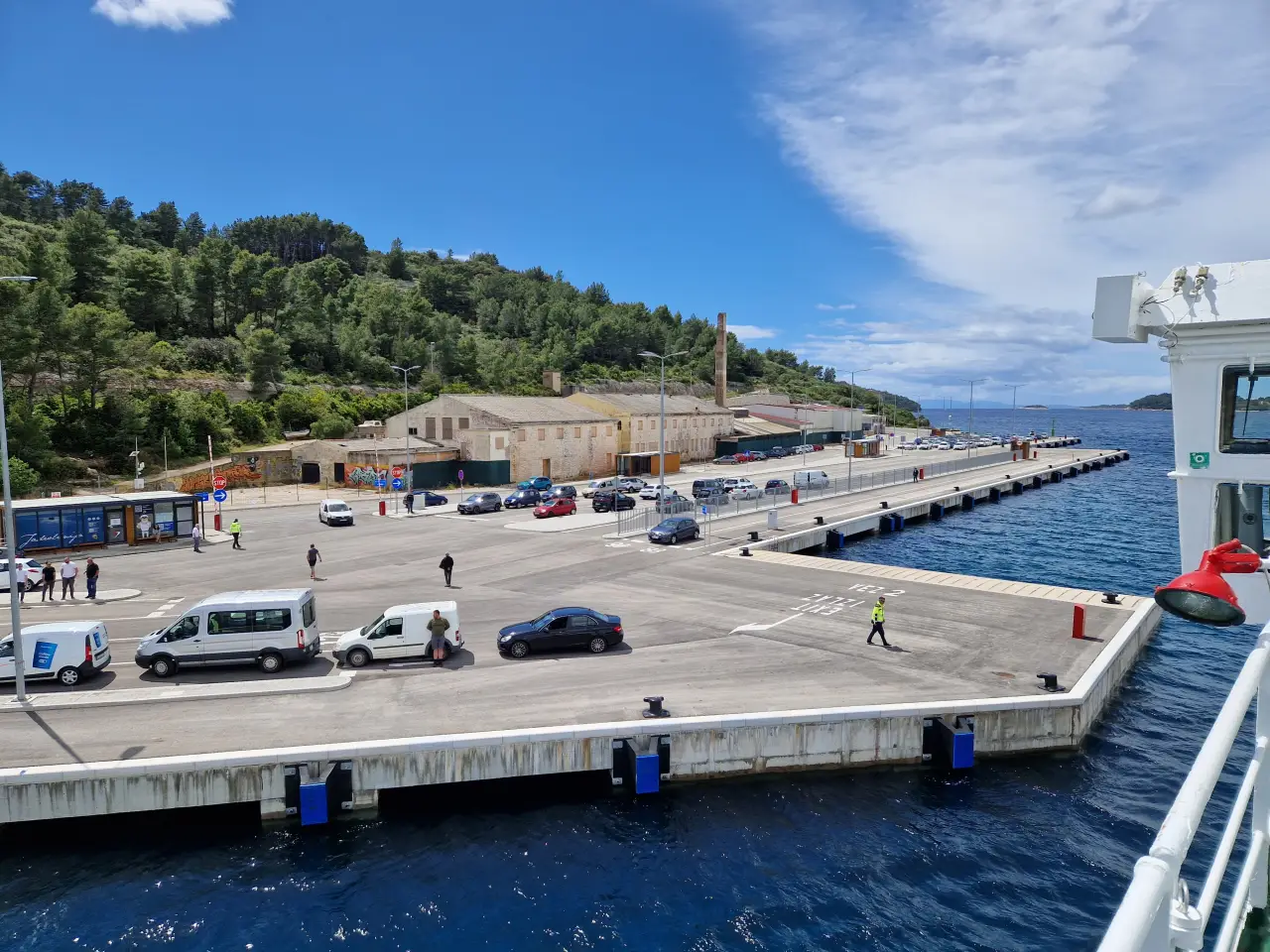 Vela Luka trajektno pristanište