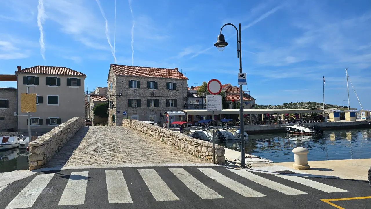 Old town Island Tribunj