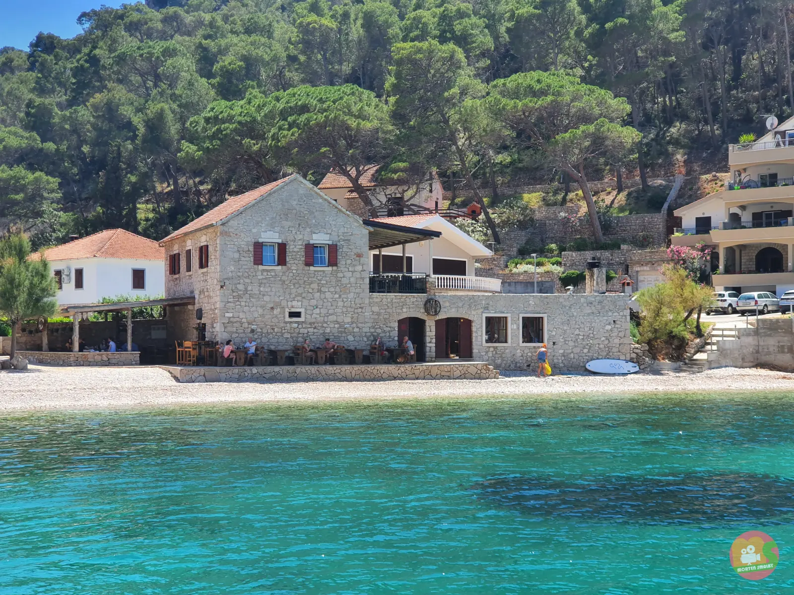 Ser Zana på Velika Stiniva Strand