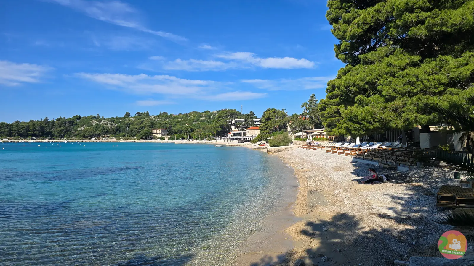 Semi-Sandy beach Srebreno