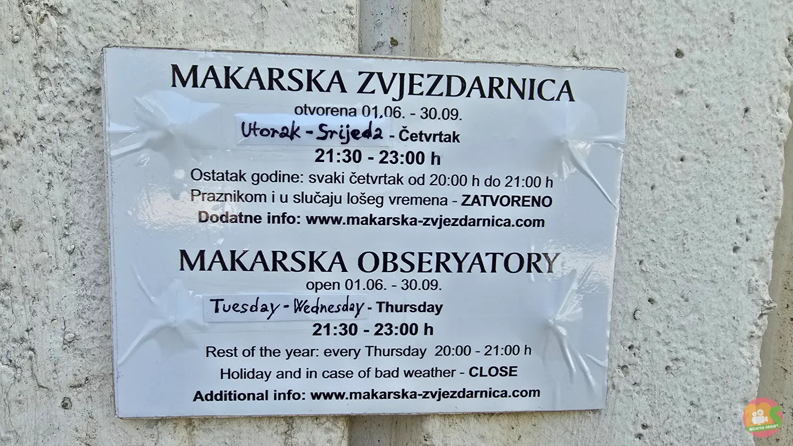 Godziny otwarcia obserwatorium w Makarskiej