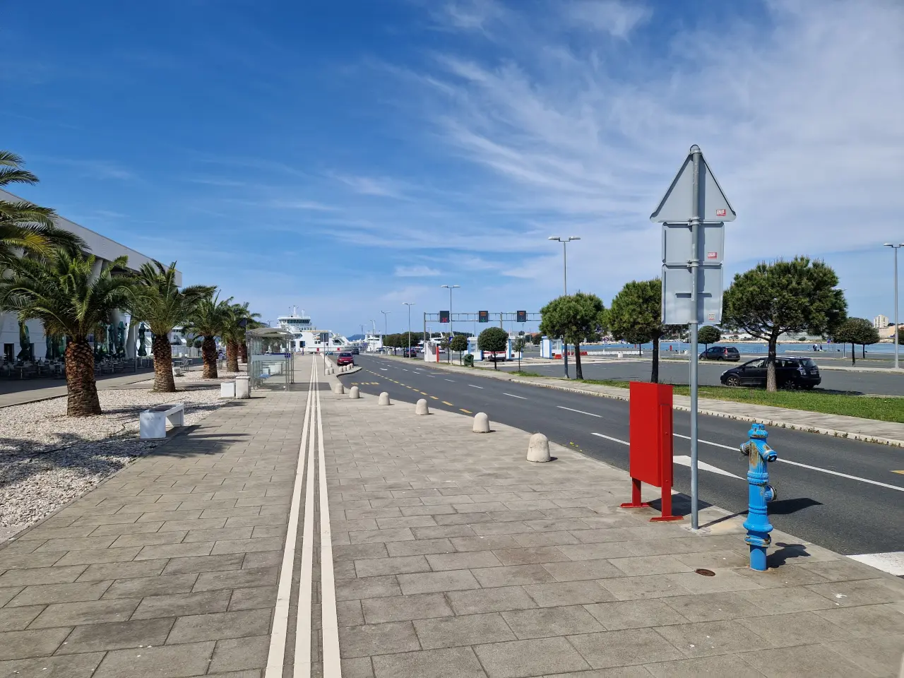 Pasy oczekiwania w porcie Zadar Gaženica